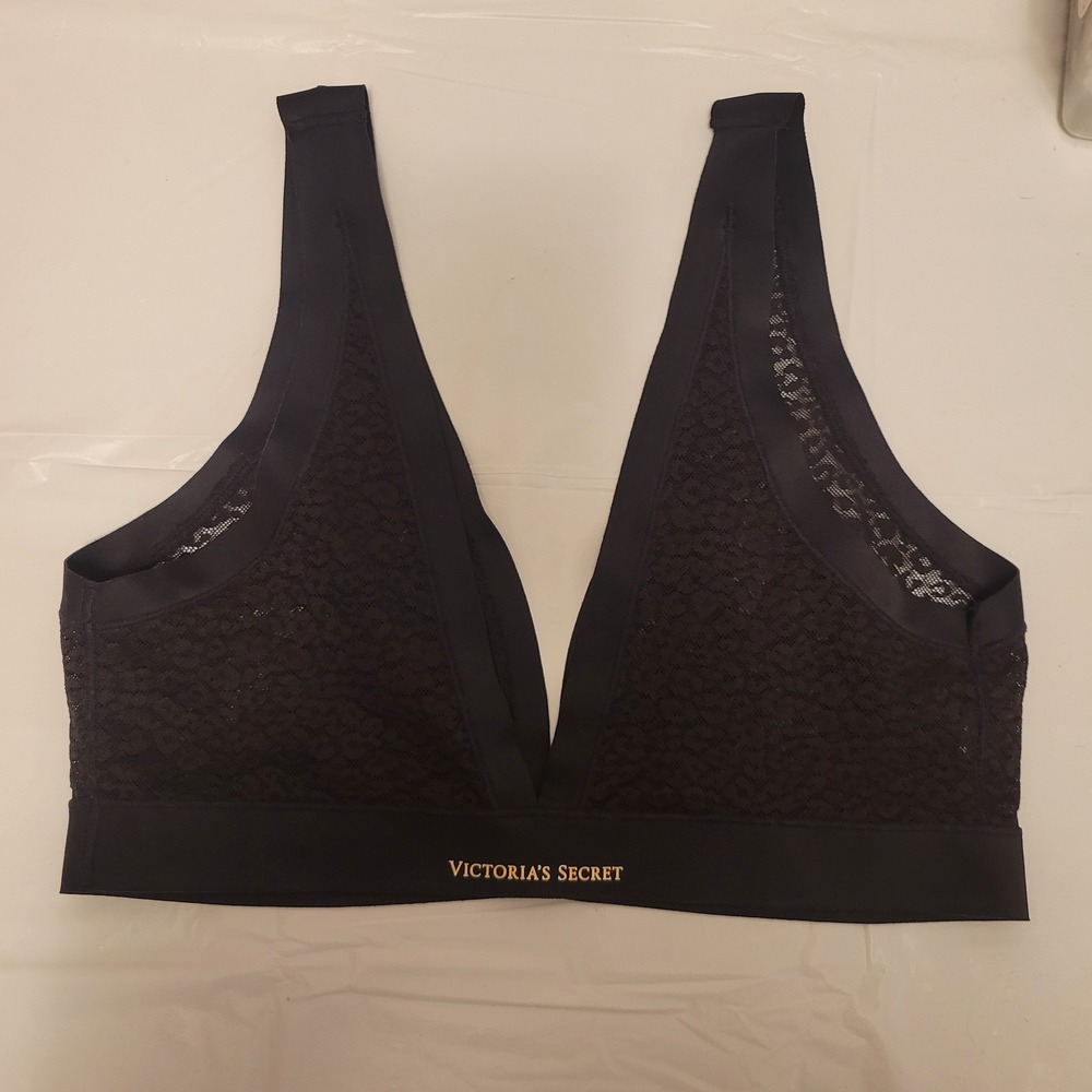 Victoria's Secret V Bra/Bralette Black Size S/M - Picture 2 of 8
